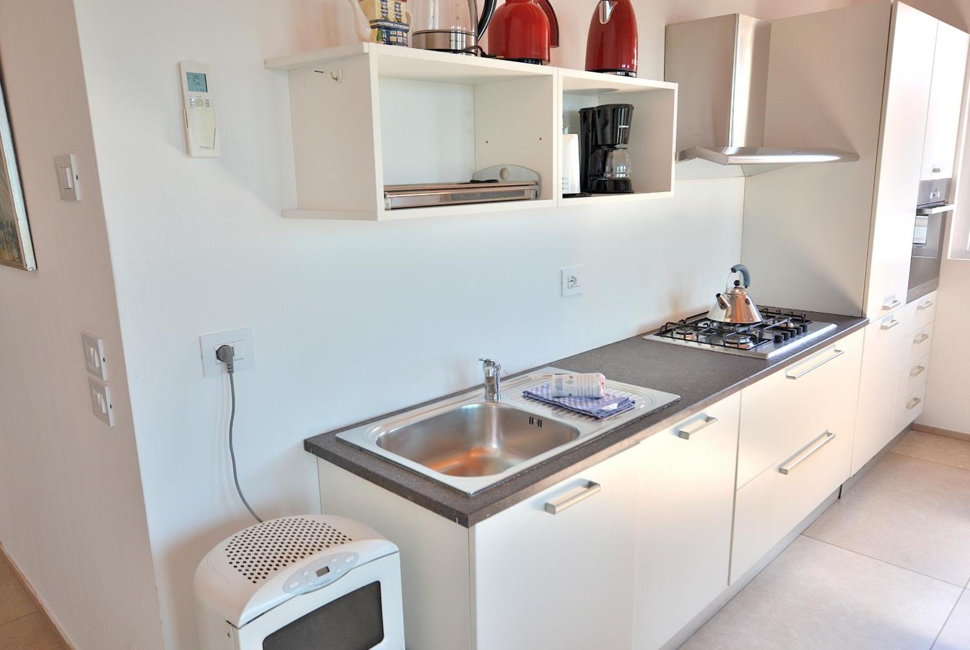 South Apartment With Pool Torri Del Benaco Luaran gambar