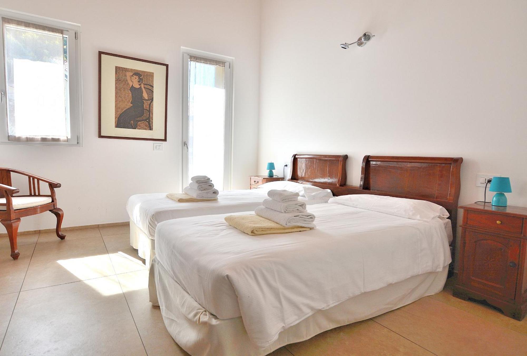 South Apartment With Pool Torri Del Benaco Luaran gambar